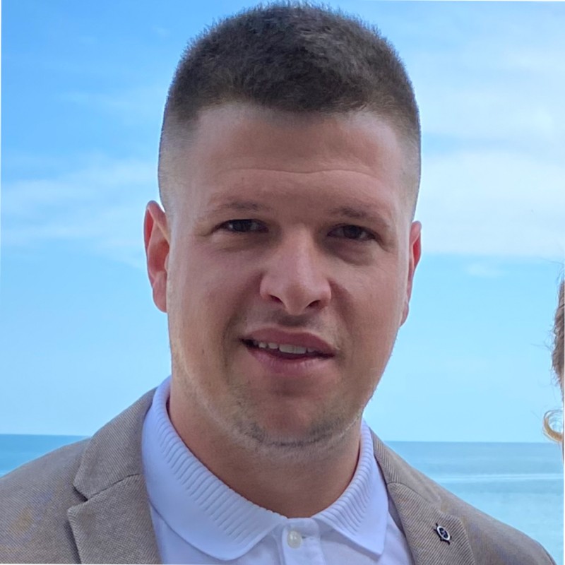 Ben Gettemans was Gal Barak's driver in Bulgaria